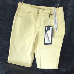 Code Bleu Light Yellow Women's Bermuda Shorts